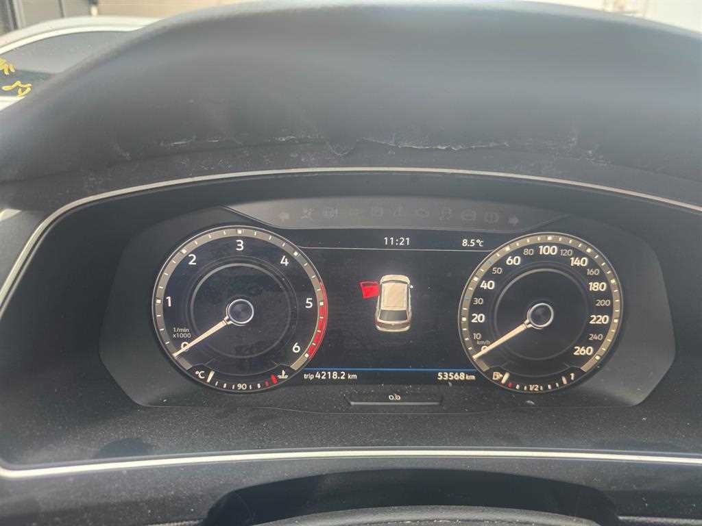 Volkswagen Tiguan - Vista 10