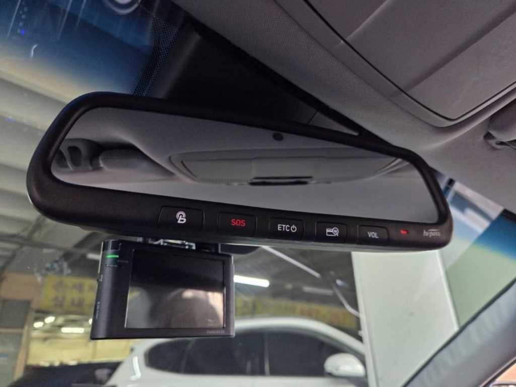 HYUNDAI Grandeur - Vista 9