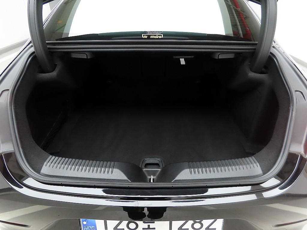 Mercedes Benz CLS Class - Vista 5