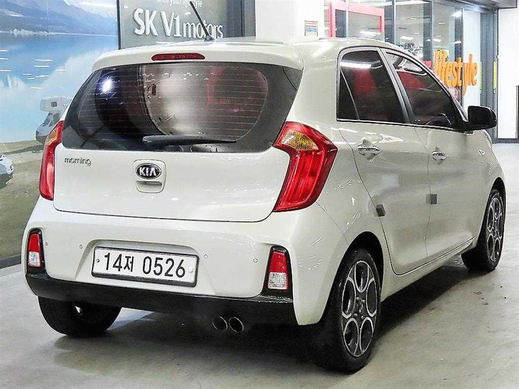 KIA Morning - Vista 4