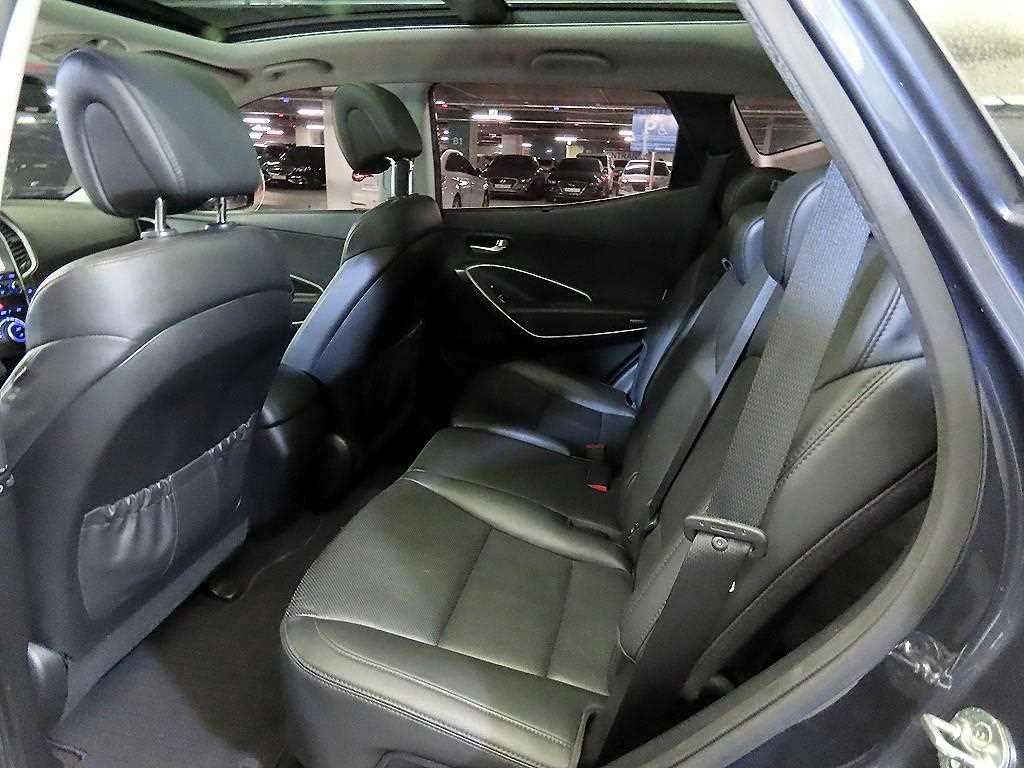 HYUNDAI Santa Fe - Vista 7