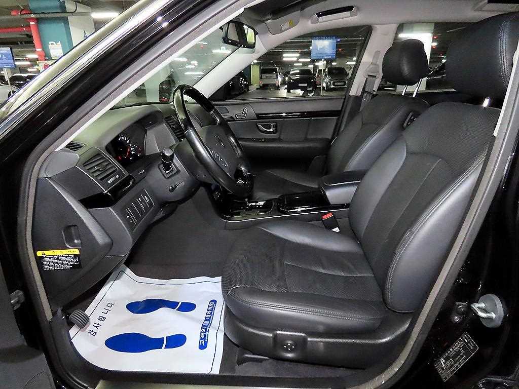 KIA Opirus - Vista 6