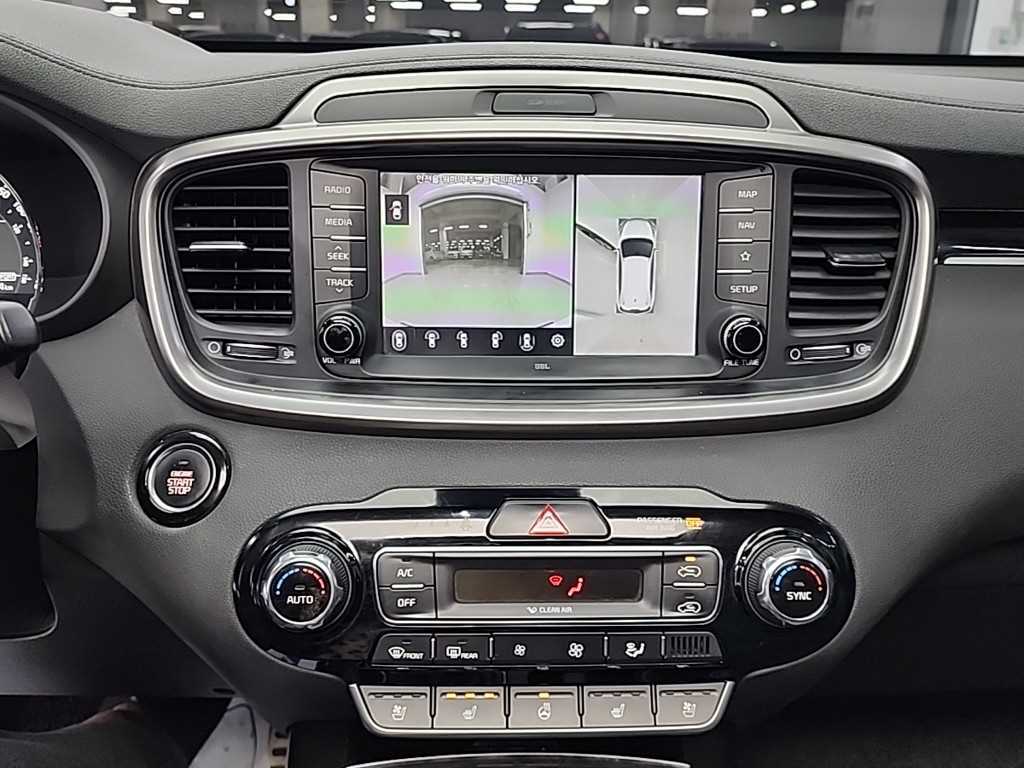 KIA Sorento - Vista 10