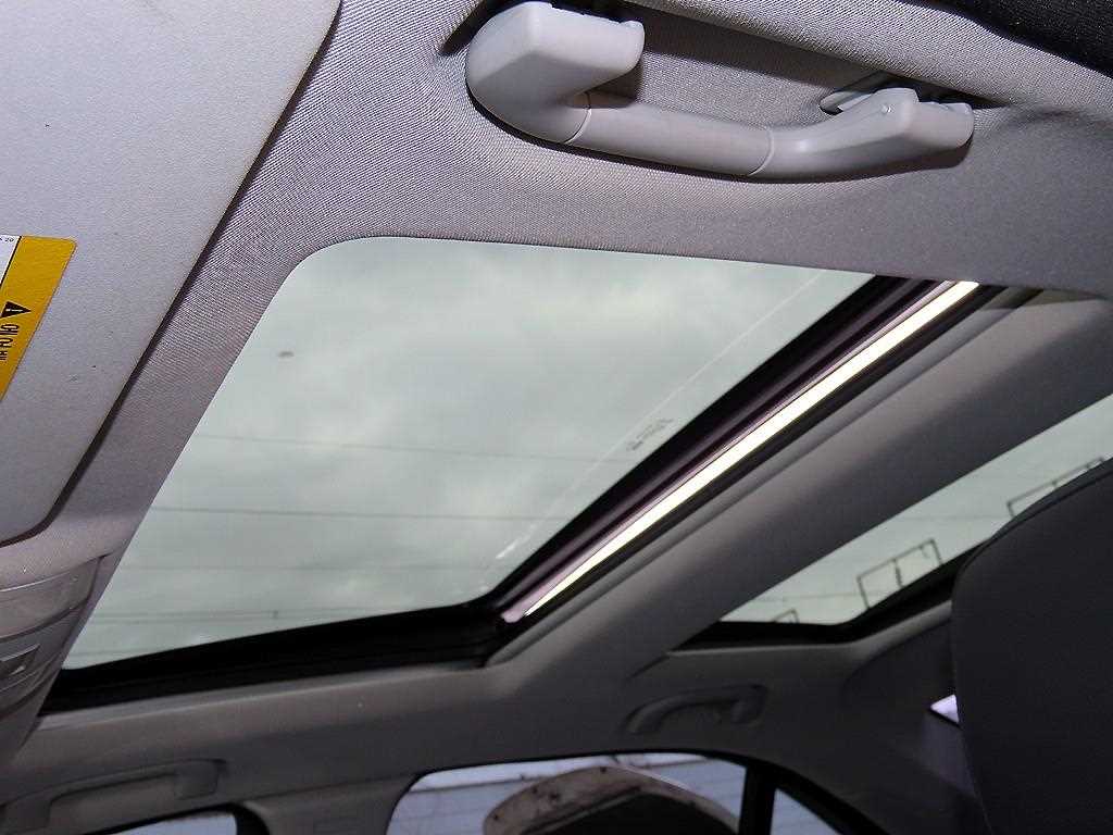 Mercedes Benz C Class 2010 Plateado - Importación desde Corea - HF Imports Iquique - Foto 18