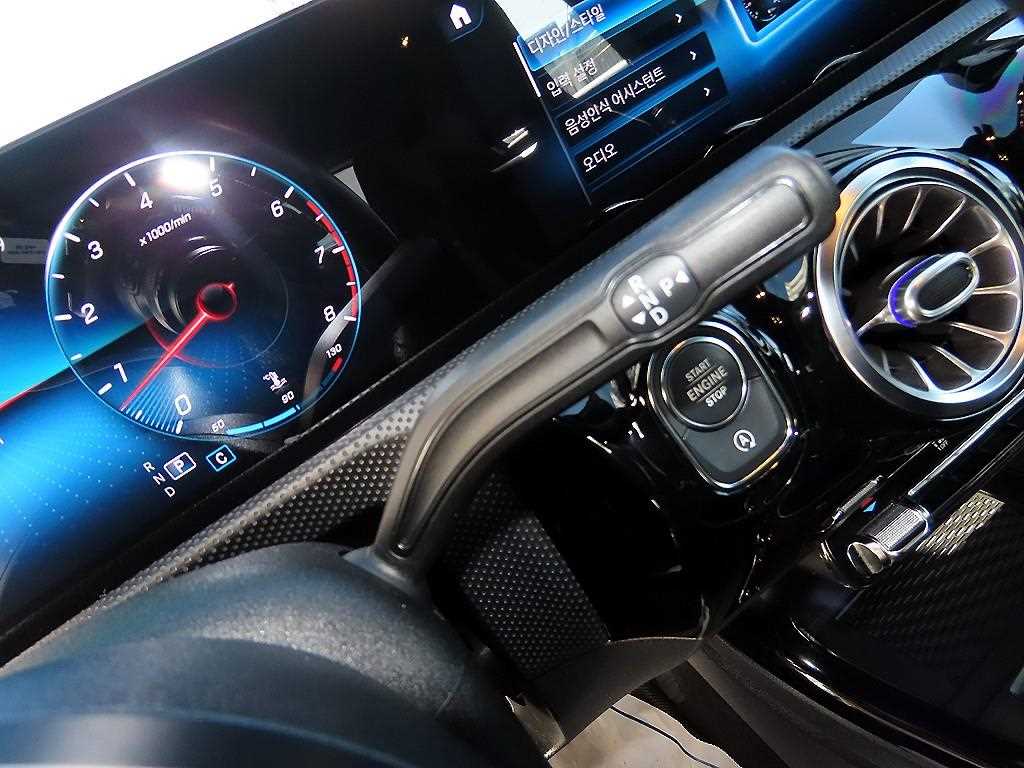 Mercedes Benz A Class - Vista 10