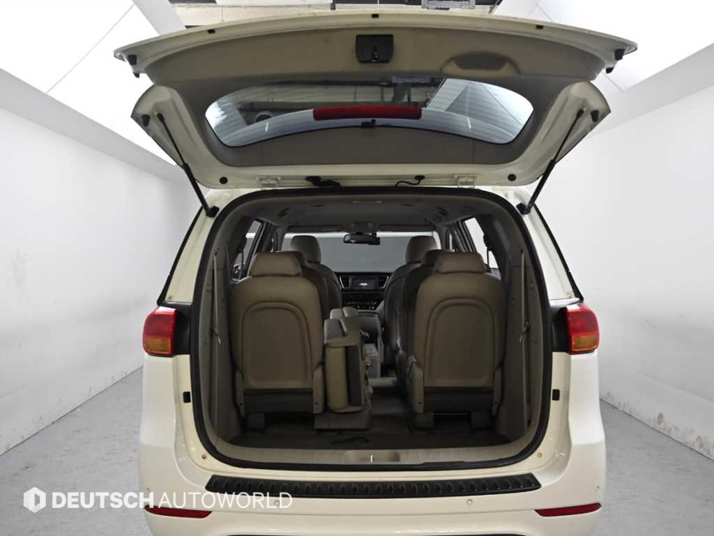 KIA Carnival 2016 Blanco - Importación desde Corea - HF Imports Iquique - Foto 19