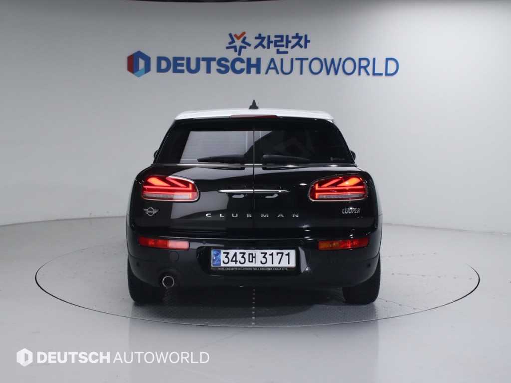 Mini Clubman - Vista 4