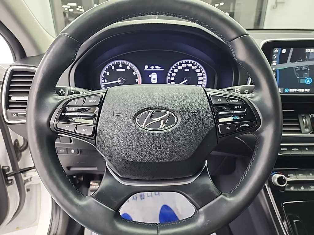 HYUNDAI Grandeur - Vista 9