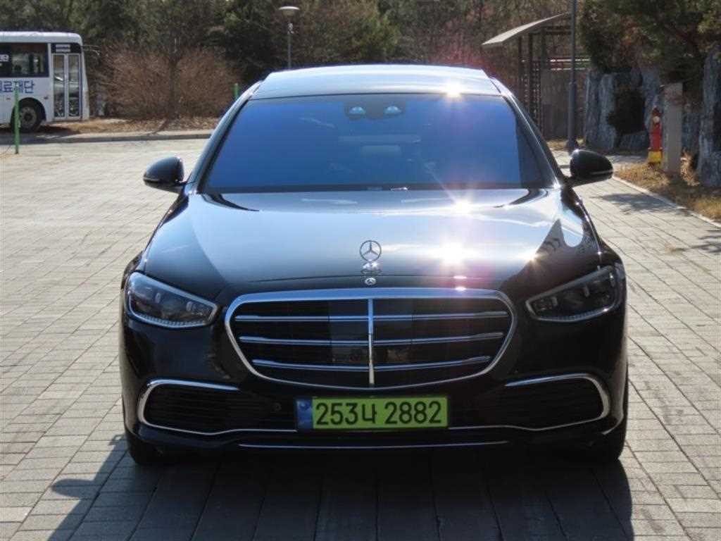 Mercedes Benz S Class 2022 Negro - Importación desde Corea - HF Imports Iquique - Foto 1