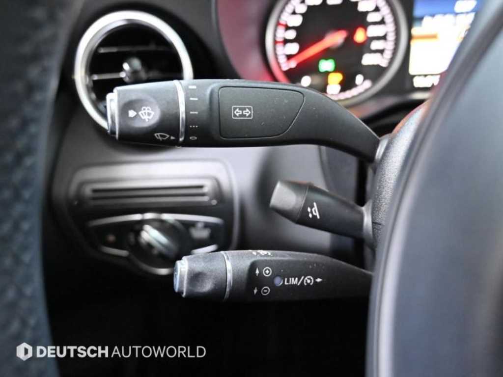 Mercedes Benz C Class 2018 Blanco - Importación desde Corea - HF Imports Iquique - Foto 17