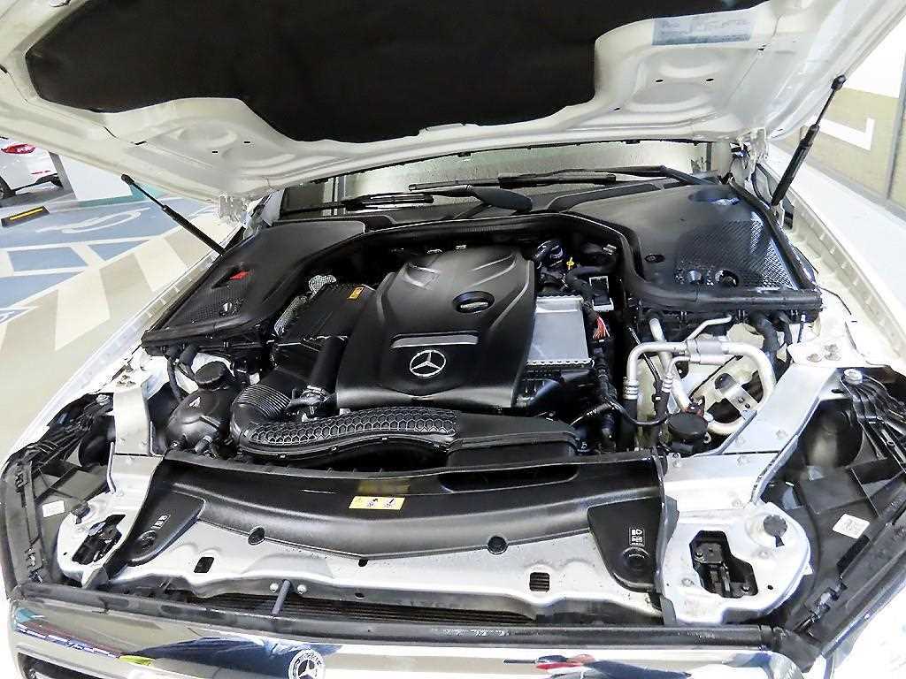 Mercedes Benz E class 2020 Blanco - Importación desde Corea - HF Imports Iquique - Foto 19