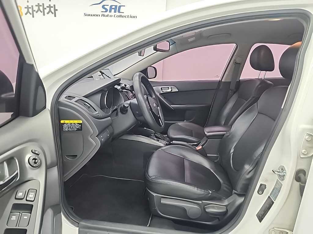 KIA Forte - Vista 11