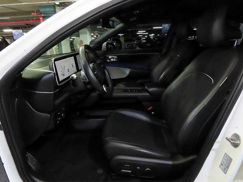 HYUNDAI Ioniq 6 - Vista 6