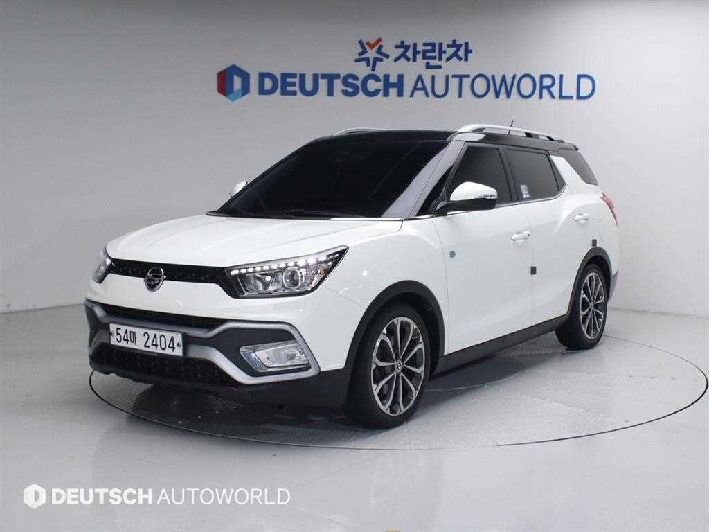 Ssangyong Tivoli 2017 Blanco - Importación desde Corea - HF Imports Iquique - Foto 1