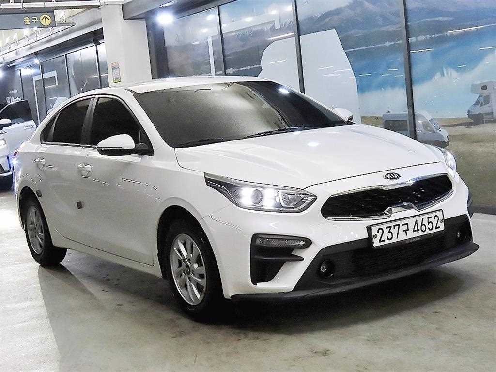 KIA K3 2020 Blanco - Importación desde Corea - HF Imports Iquique - Foto 1