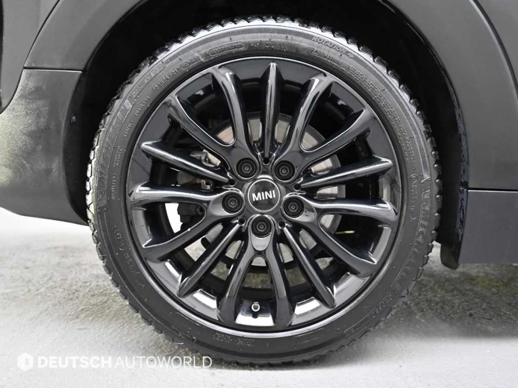 Mini Clubman - Vista 5