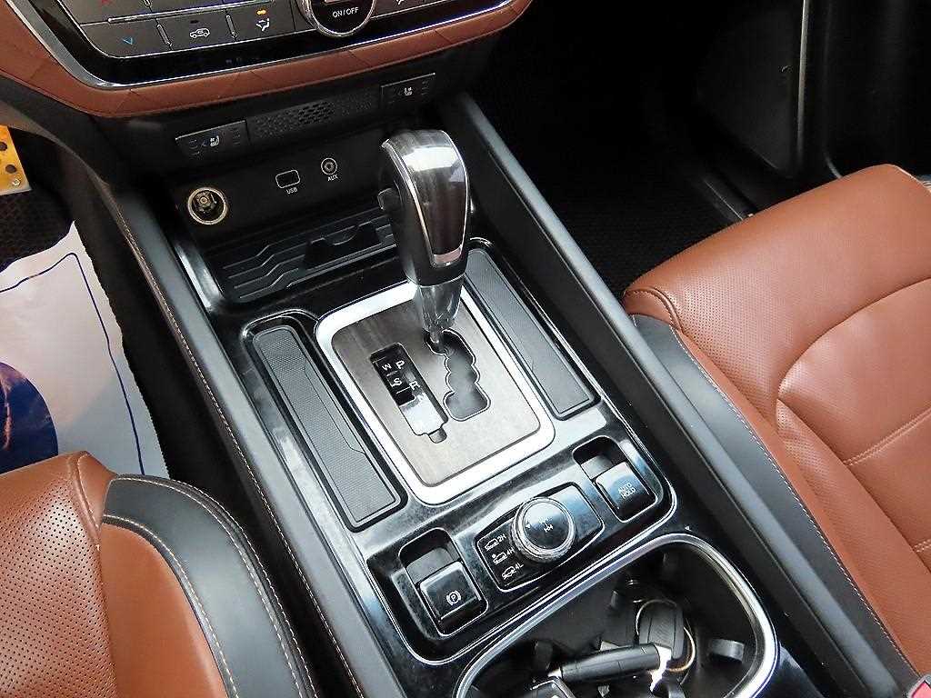 Ssangyong Rexton - Vista 10