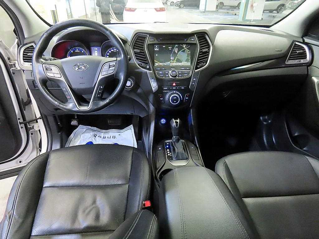 HYUNDAI Santa Fe - Vista 10