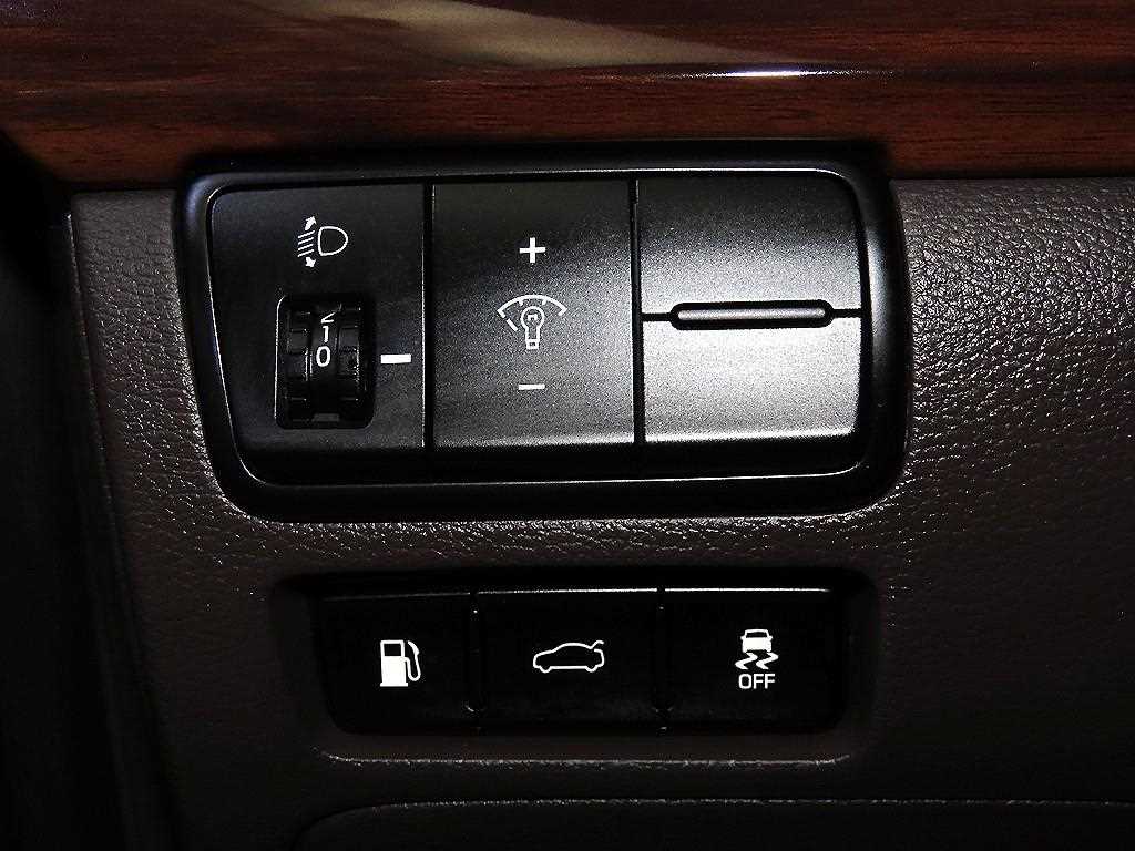 KIA K7 2016 Negro - Importación desde Corea - HF Imports Iquique - Foto 14