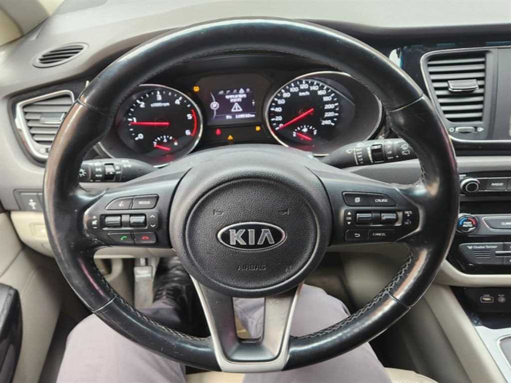 KIA Carnival 2018 Negro - Importación desde Corea - HF Imports Iquique - Foto 14
