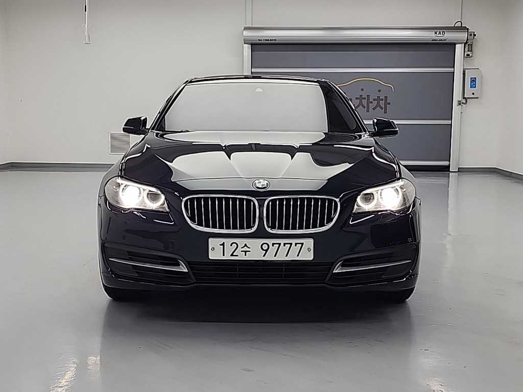 BMW 5 Series - Vista 2