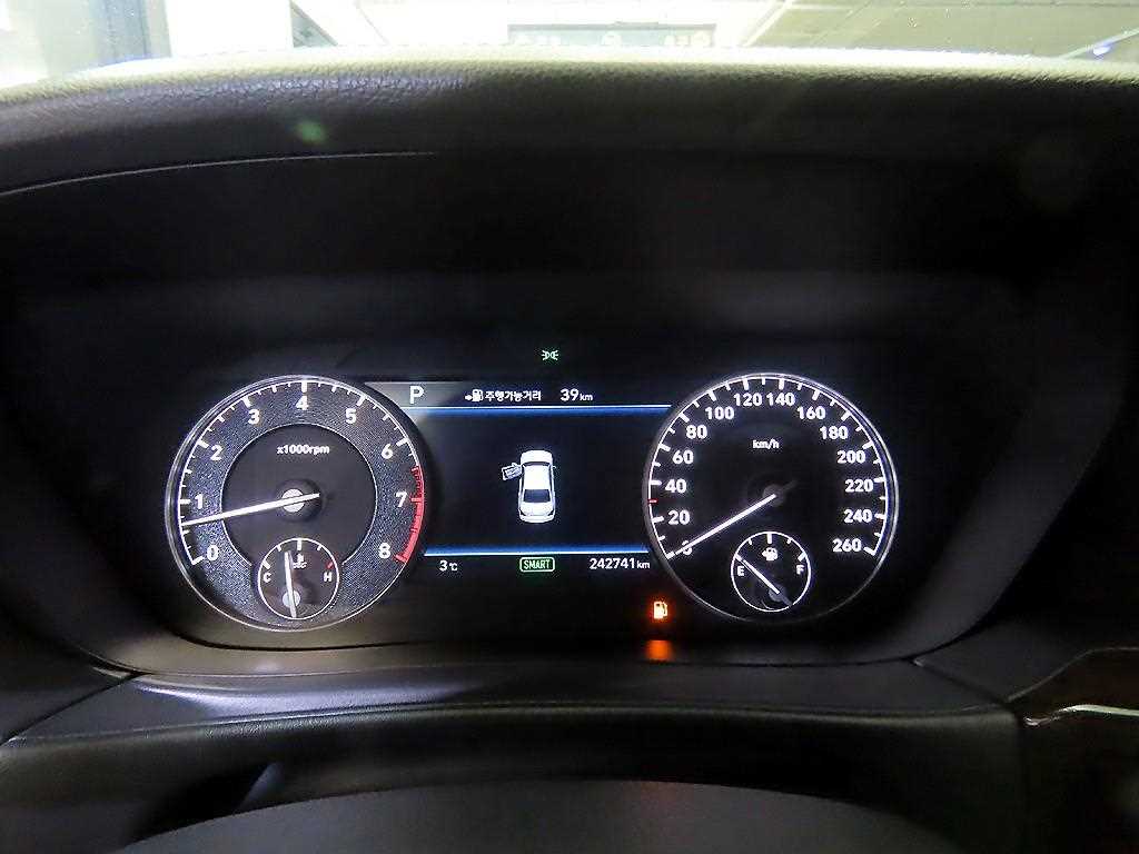 Genesis EQ900 - Vista 9