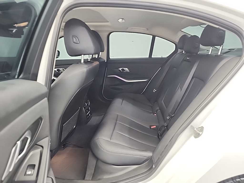 BMW 3 series - Vista 12