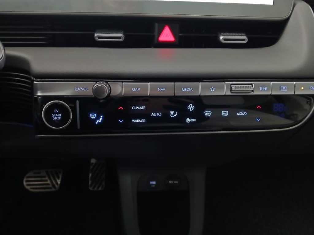 HYUNDAI Ioniq 5 - Vista 12
