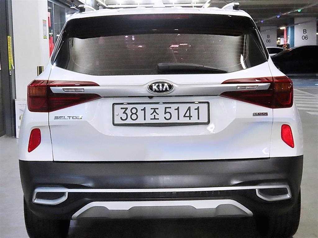 KIA Seltos - Vista 5
