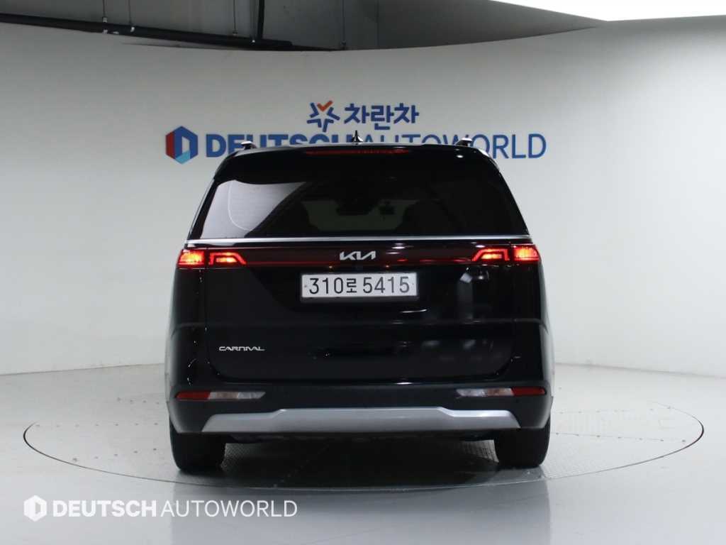 KIA Carnival - Vista 4