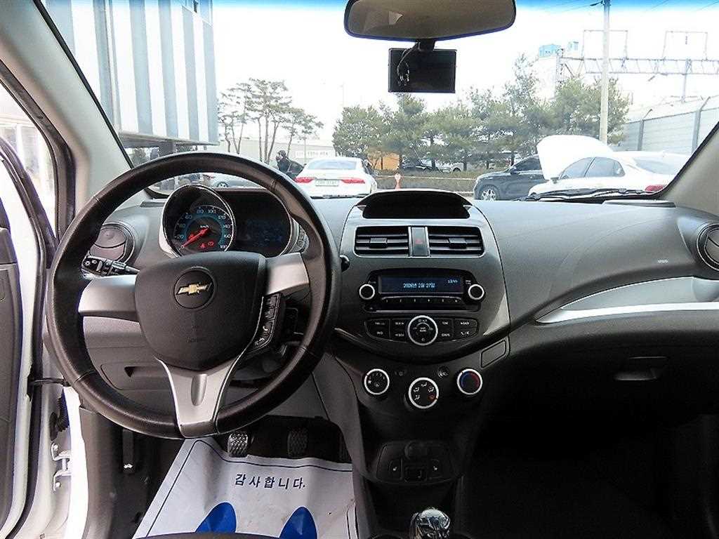 Chevrolet Spark - Vista 7