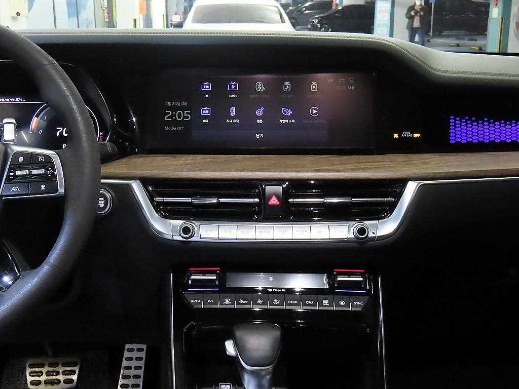 KIA Mohave - Vista 11