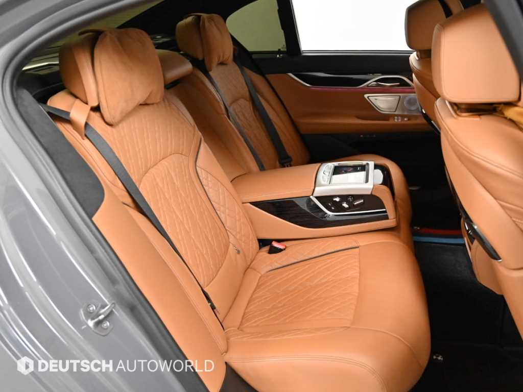 BMW 7 Series - Vista 12