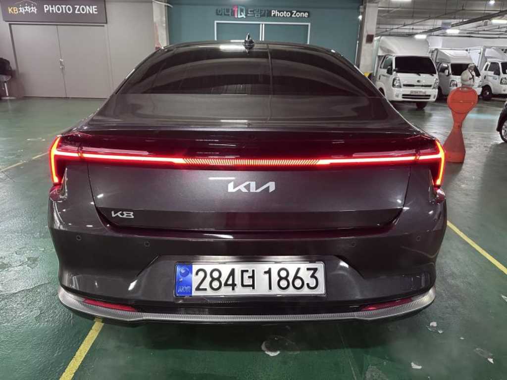 KIA K8 - Vista 4