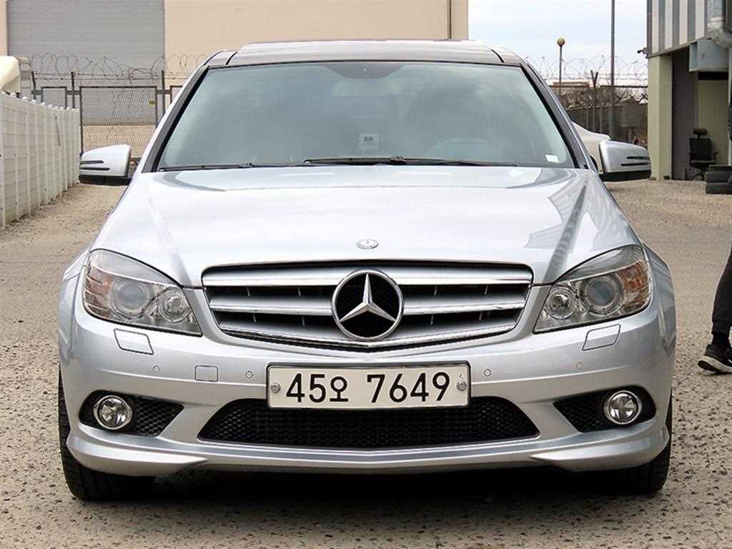 Mercedes Benz C Class 2010 Plateado - Importación desde Corea - HF Imports Iquique - Foto 1