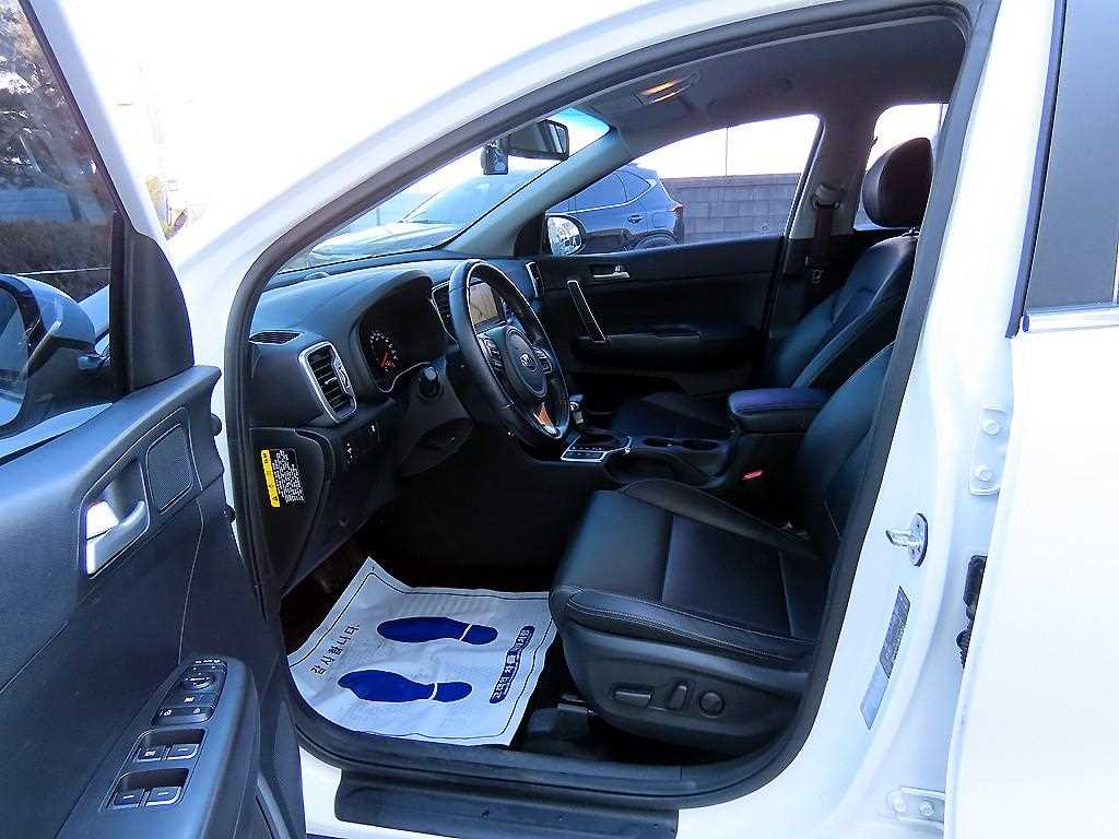 KIA Sportage - Vista 5