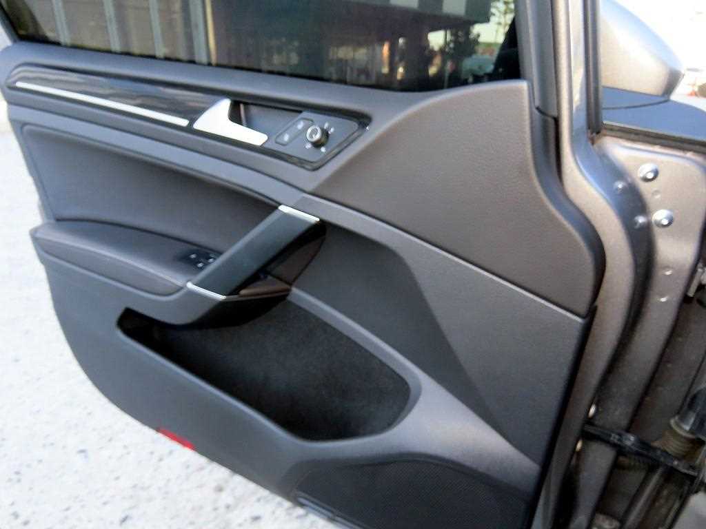 Volkswagen Golf - Vista 11