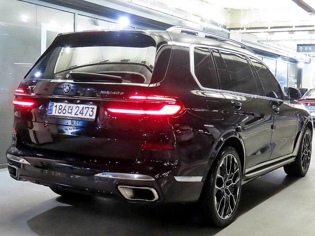 BMW X7 - Vista 4