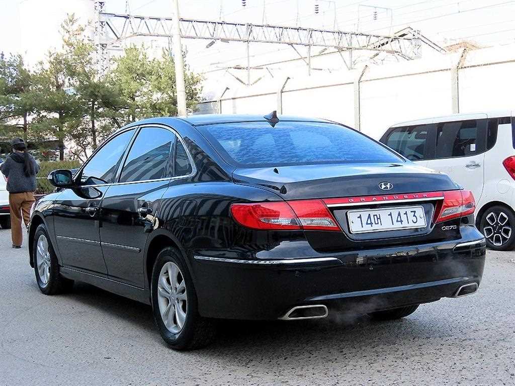 HYUNDAI Grandeur - Vista 3
