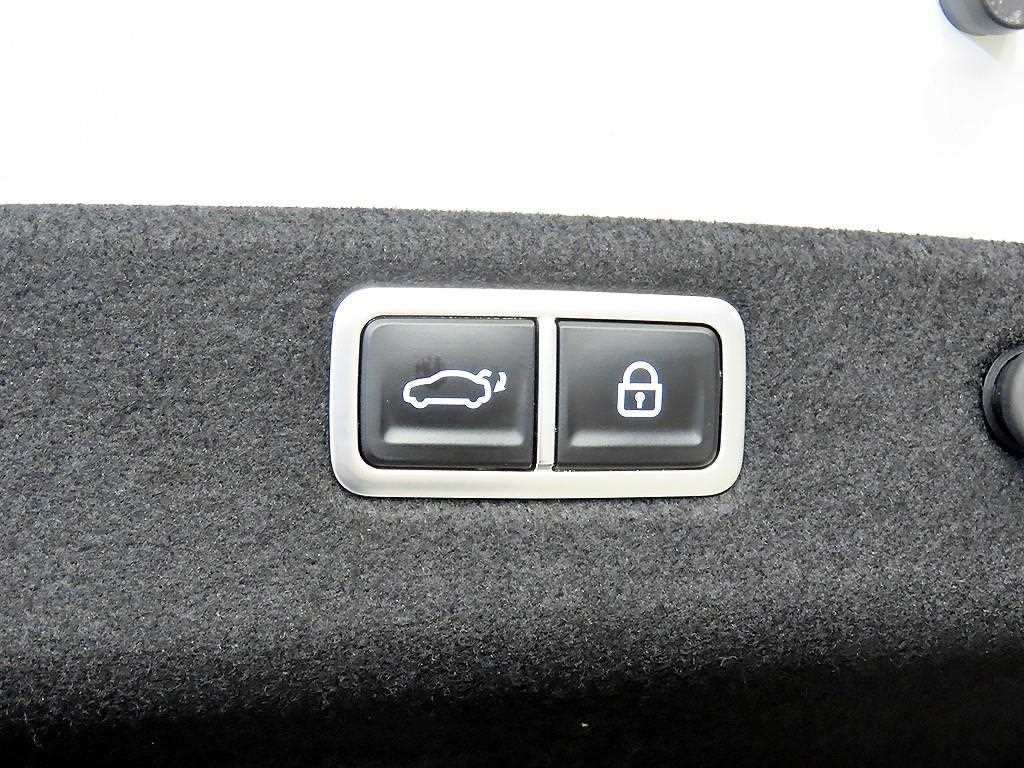 Genesis G70 2022 Blanco - Importación desde Corea - HF Imports Iquique - Foto 17