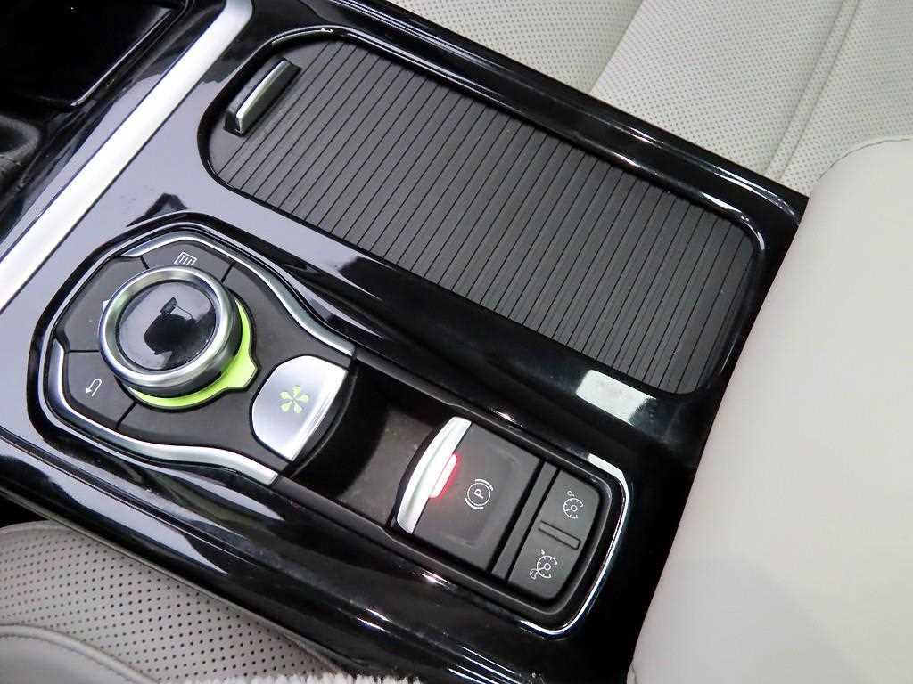 SAMSUNG SM6 - Vista 11