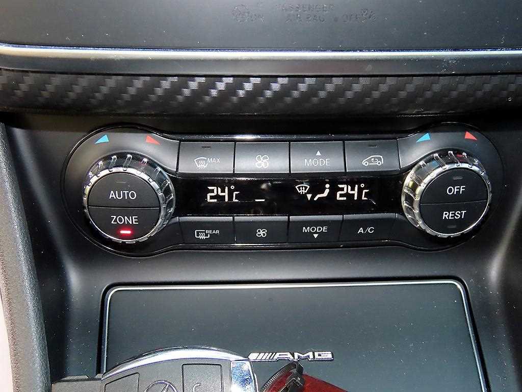 Mercedes Benz A Class - Vista 12