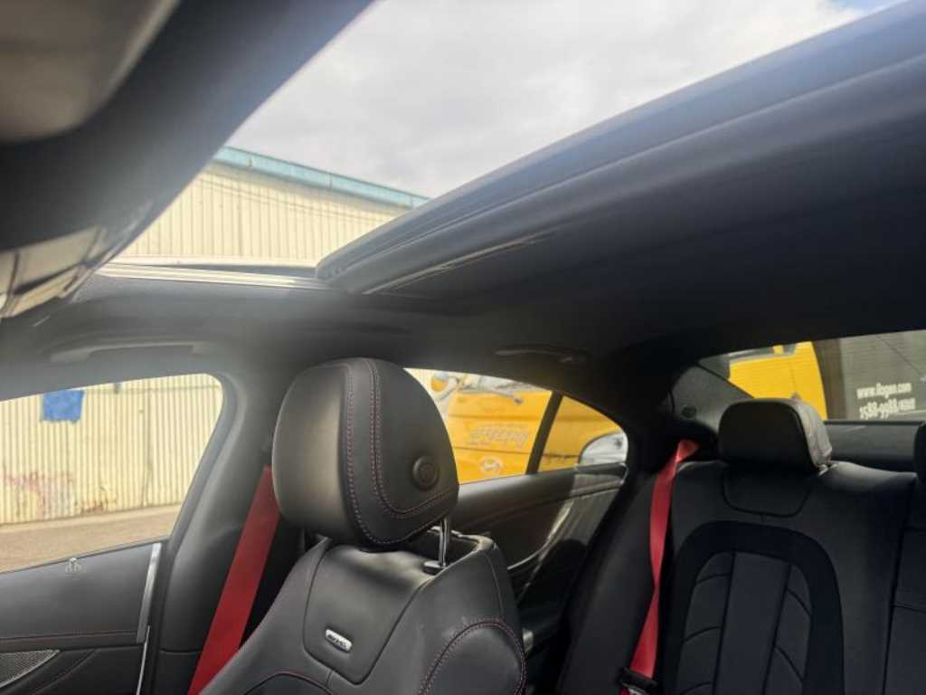 Mercedes Benz CLS Class - Vista 10