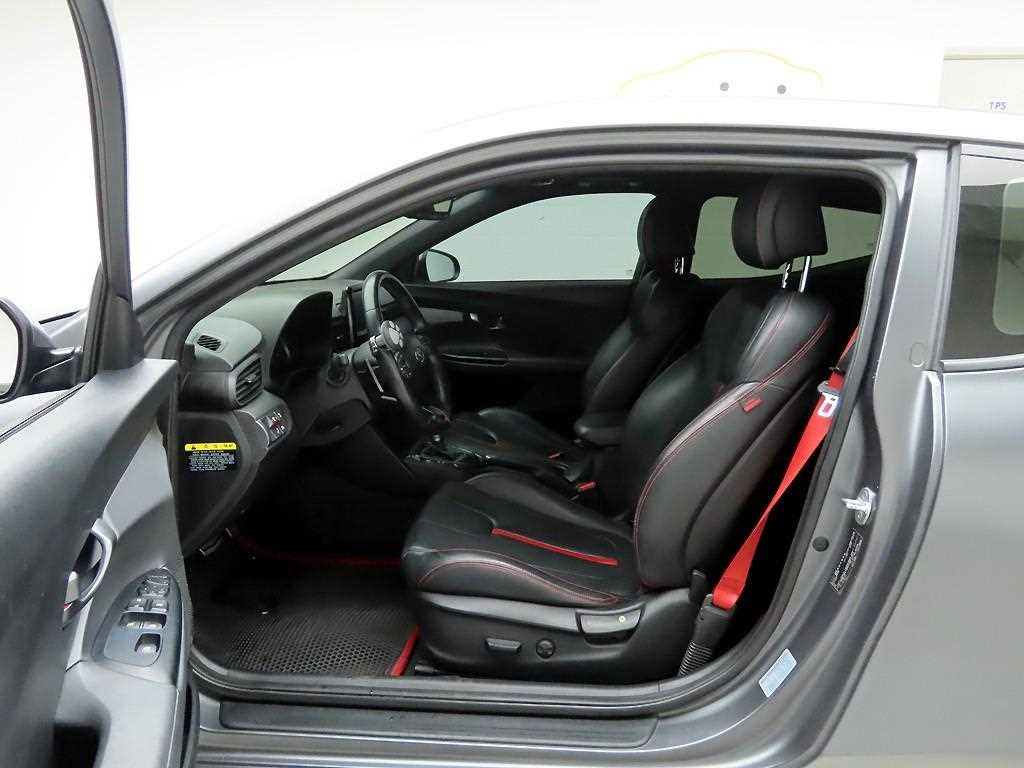 HYUNDAI Veloster - Vista 7