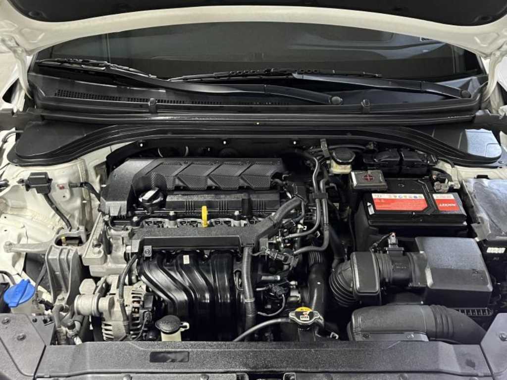 HYUNDAI Avante 2020 Blanco - Importación desde Corea - HF Imports Iquique - Foto 17