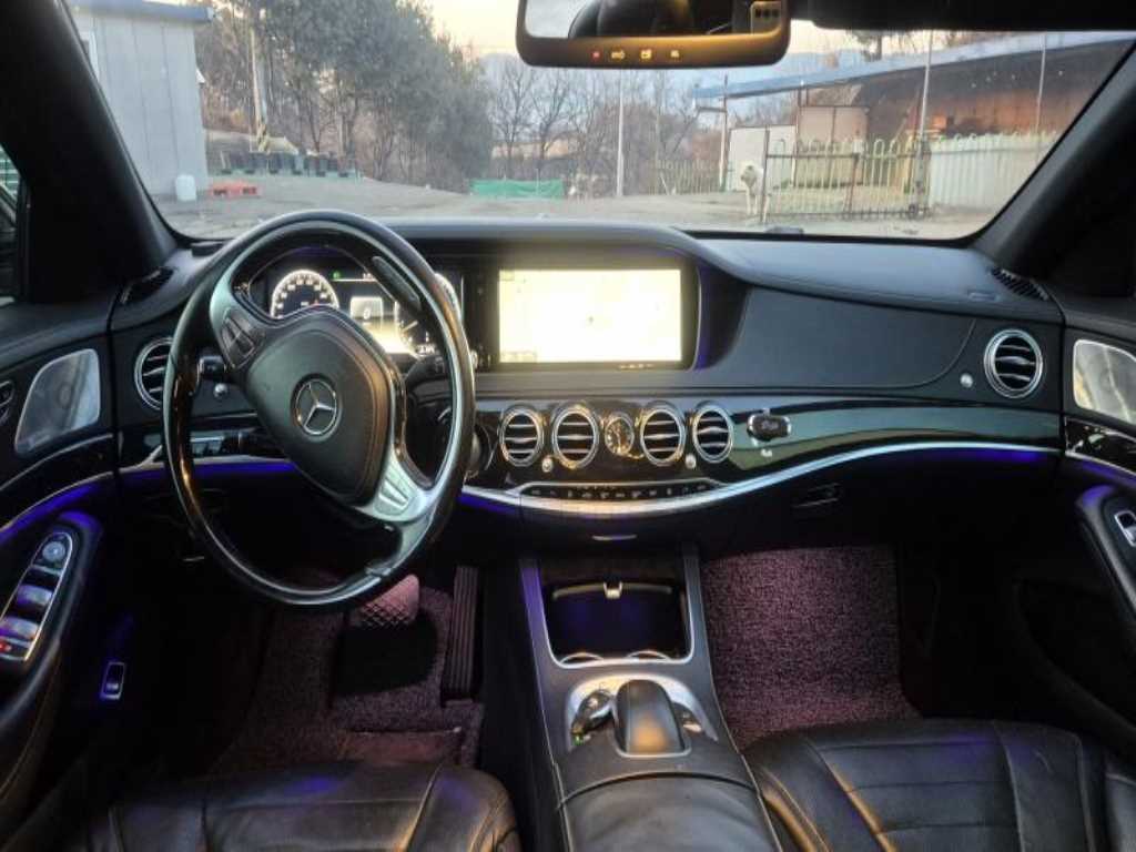 Mercedes Benz S Class - Vista 7