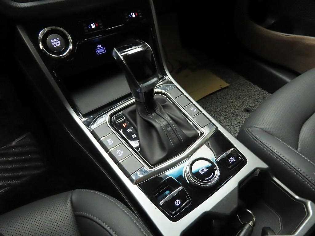 Ssangyong Korando - Vista 10