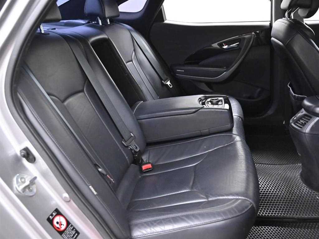 HYUNDAI Grandeur - Vista 12