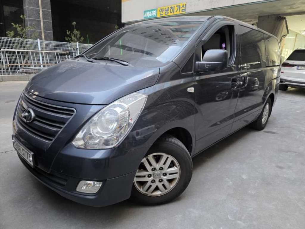 HYUNDAI Starex 2017 - Importación desde Corea - HF Imports Iquique - Foto 1
