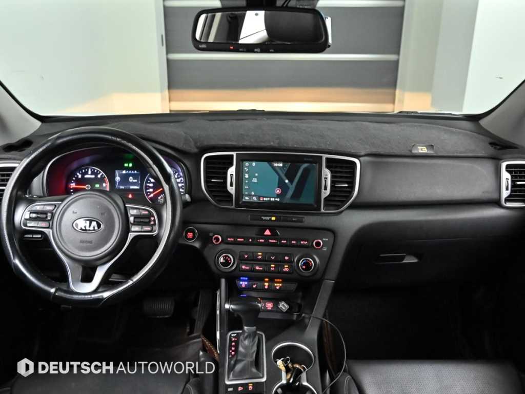 KIA Sportage - Vista 8